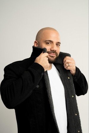 Photo of Paul Virzi from the Latest Netflix gallery