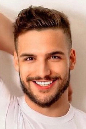 Photo of Samuel Hodecker from the Latest Netflix gallery