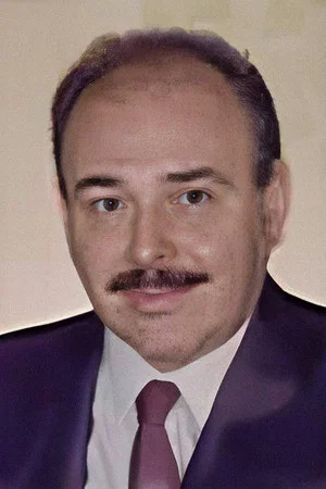 Photo of Erol Şen from the Latest Netflix gallery