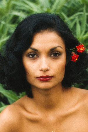 Photo of Shakira Caine from the Latest Netflix gallery