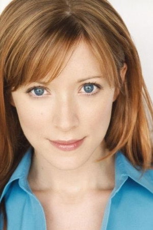 Elizabeth Bogush photo