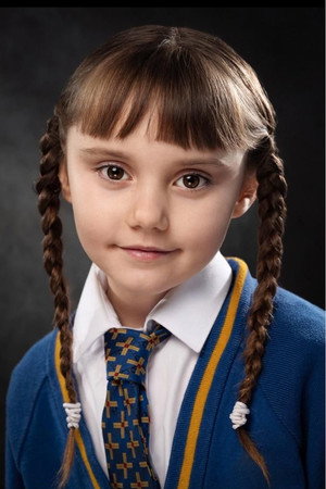 Photo of Lucie Makayla Ellis from the Latest Netflix gallery