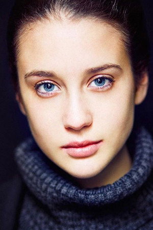 María Pedraza photo