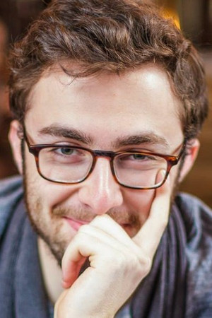 Photo of Jake Schwartz from the Latest Netflix gallery