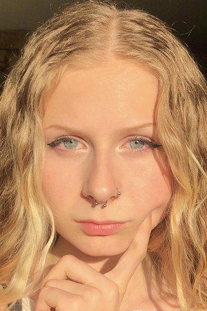 Photo of Rozália Biró from the Latest Netflix gallery