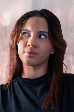 Photo of Perla Rojas from the Latest Netflix gallery