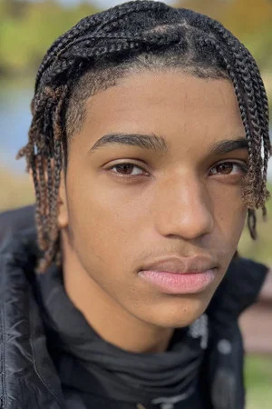 Photo of Lonnie Chavis from the Latest Netflix gallery