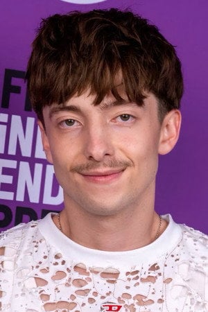 Photo of Joe Bird from the Latest Netflix gallery