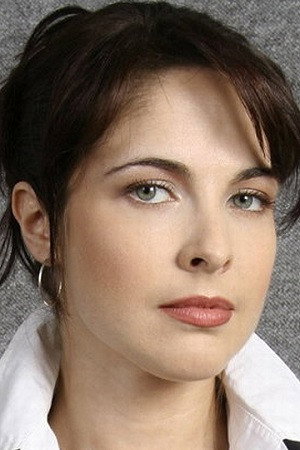 Photo of Deanna Dezmari from the Latest Netflix gallery
