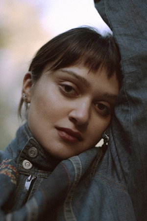 Photo of Ariela Barer from the Latest Netflix gallery