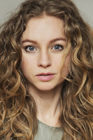 Photo of Thea Bell Schok from the Latest Netflix gallery