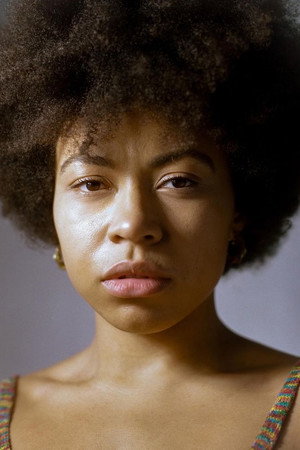 Photo of Kaitlyn Akinpelumi from the Latest Netflix gallery