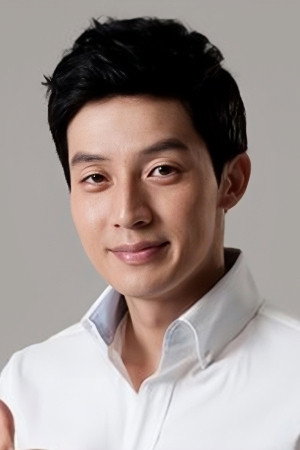 Photo of Heo Kyung-hwan from the Latest Netflix gallery