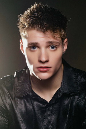 Photo of Luke Smith from the Latest Netflix gallery