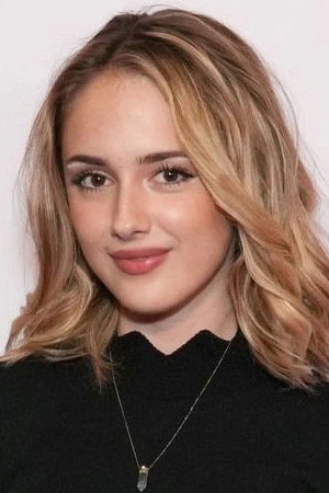 Photo of Julia Butters from the Latest Netflix gallery