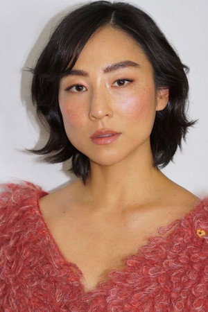 Greta Lee photo