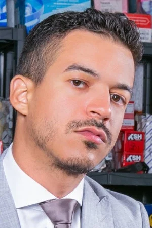 Photo of Jonathan Miranda from the Latest Netflix gallery