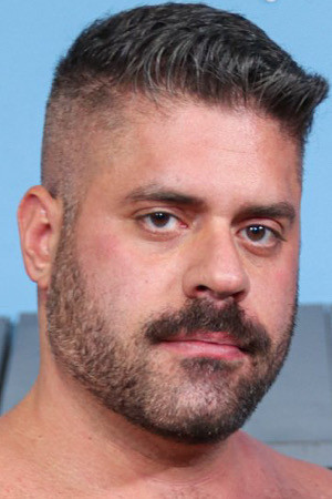 Photo of Max Romano from the Latest Netflix gallery