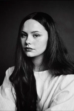 Photo of Louise Labèque from the Latest Netflix gallery