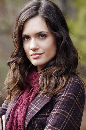 Torrey DeVitto photo