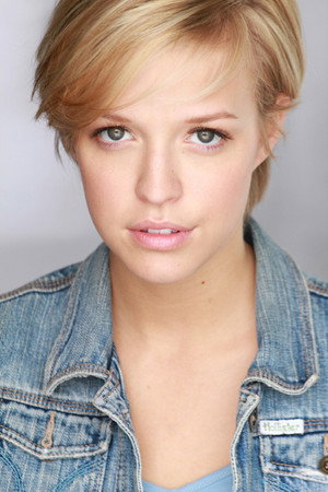 Photo of Brit Sheridan from the Latest Netflix gallery