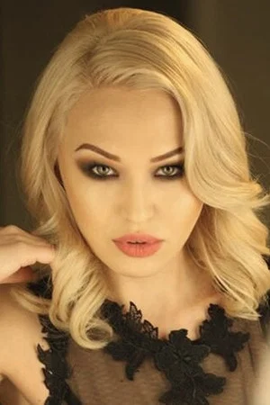 Photo of Dina Jakob from the Latest Netflix gallery