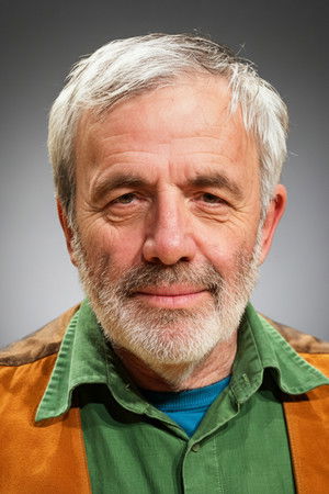 Ulvi Alacakaptan photo