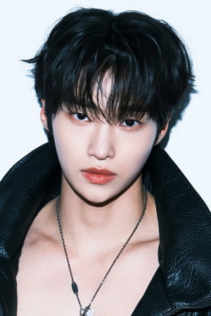 Photo of Kan Hyeon-bae from the Latest Netflix gallery