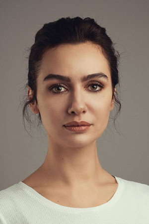Birce Akalay photo