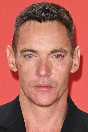 Jonathan Rhys Meyers photo