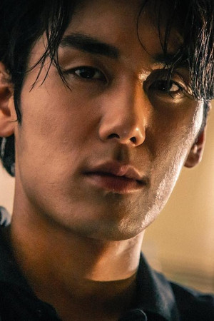 Photo of Cha Solomon from the Latest Netflix gallery