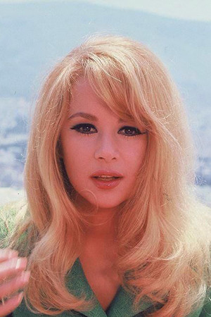 Aliki Vougiouklaki photo