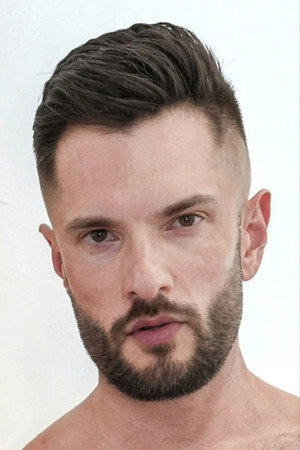 Photo of Zac Barrett from the Latest Netflix gallery