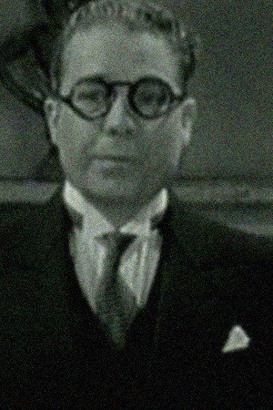 Photo of Fred Santley from the Latest Netflix gallery