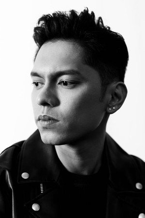 Carlo Aquino photo