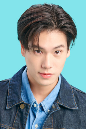 Phuwin Tangsakyuen photo