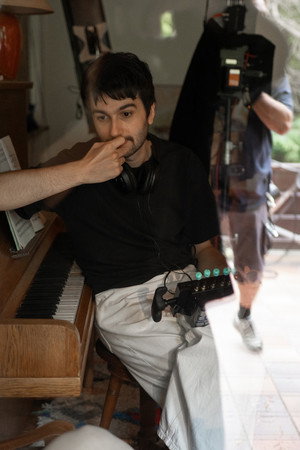 Photo of Véras Fawaz from the Latest Netflix gallery