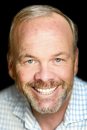Photo of Christopher de Courcy-Ireland from the Latest Netflix gallery