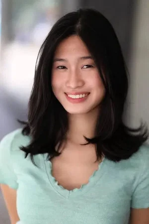 Photo of Zoe Manarel from the Latest Netflix gallery