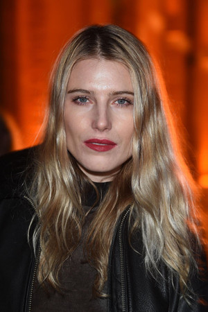 Dree Hemingway photo