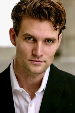 Photo of Shayne Davis from the Latest Netflix gallery