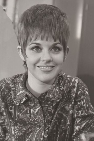 Angela Scoular photo