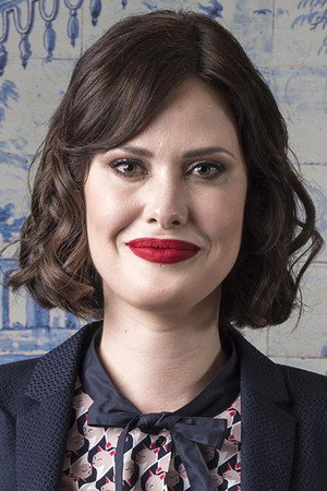 Photo of Mayana Moura from the Latest Netflix gallery
