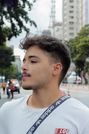 Photo of Estácio Cerqueira from the Latest Netflix gallery
