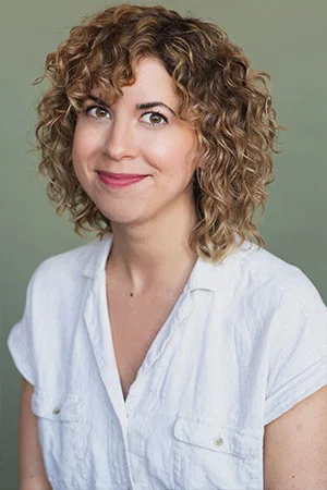 Photo of Meredith Stepien from the Latest Netflix gallery