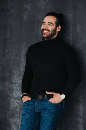 Photo of Eli Maksoudian from the Latest Netflix gallery