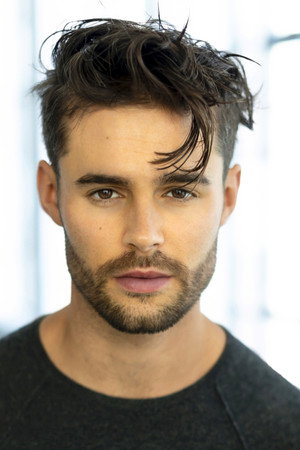 Photo of Eric Guilmette from the Latest Netflix gallery