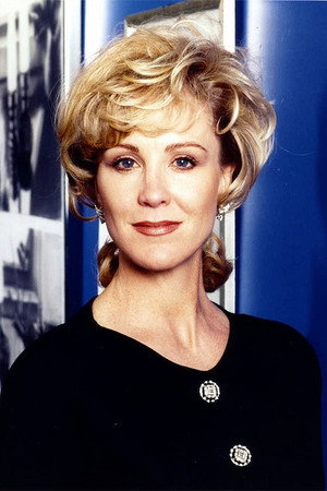 Joanna Kerns photo