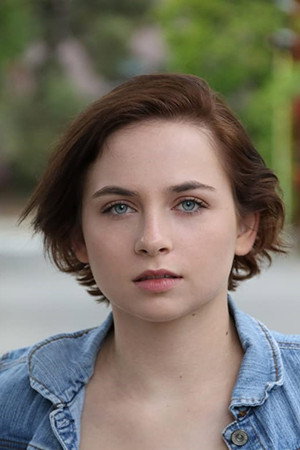 Photo of Sadie Eve from the Latest Netflix gallery