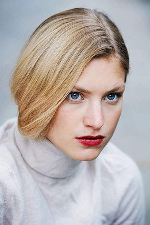 Photo of Anna Platen from the Latest Netflix gallery